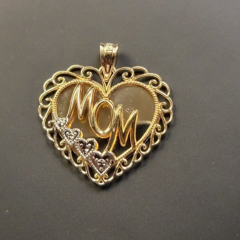 Vintage 10kt Mom‎ Heart Pendant Charm 10k Yellow Gold